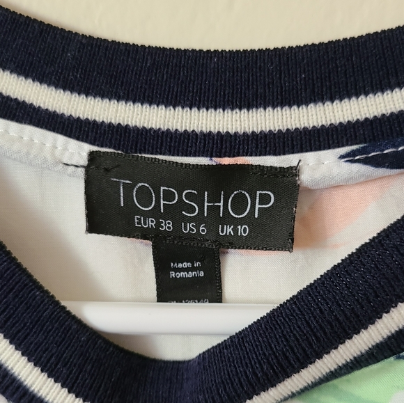 Topshop Leaf Tee - Picture 4 of 4